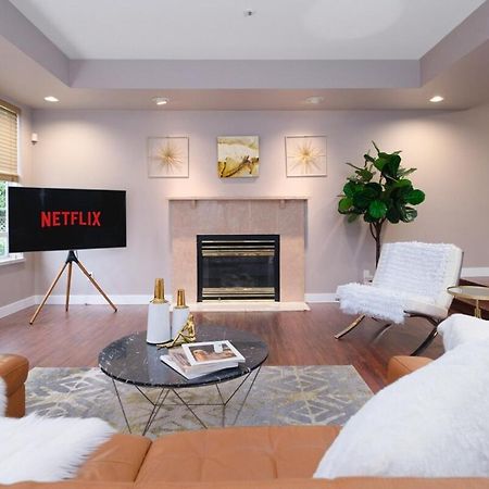 Spacious 4Br W Ensuites Mins To Downtown Yvr Ubc Ванкувър Екстериор снимка