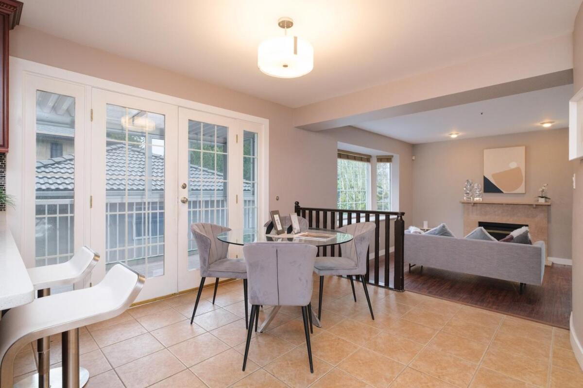 Spacious 4Br W Ensuites Mins To Downtown Yvr Ubc Ванкувър Екстериор снимка