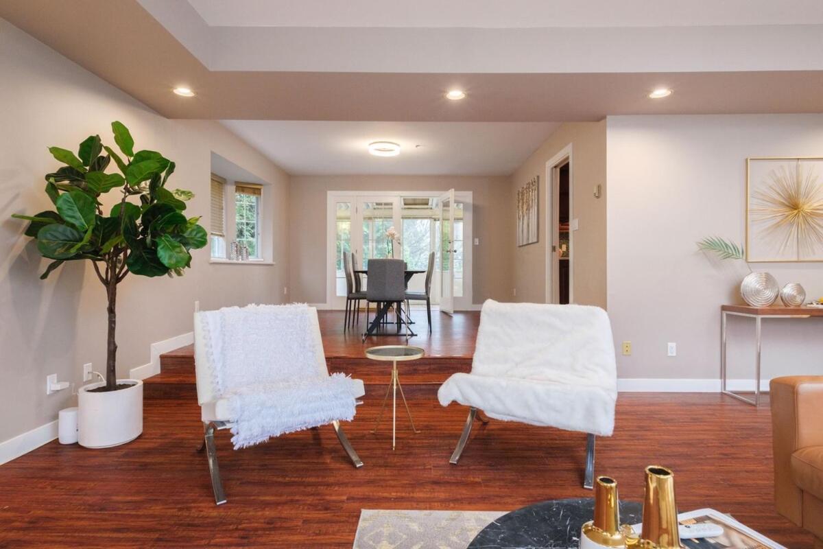 Spacious 4Br W Ensuites Mins To Downtown Yvr Ubc Ванкувър Екстериор снимка