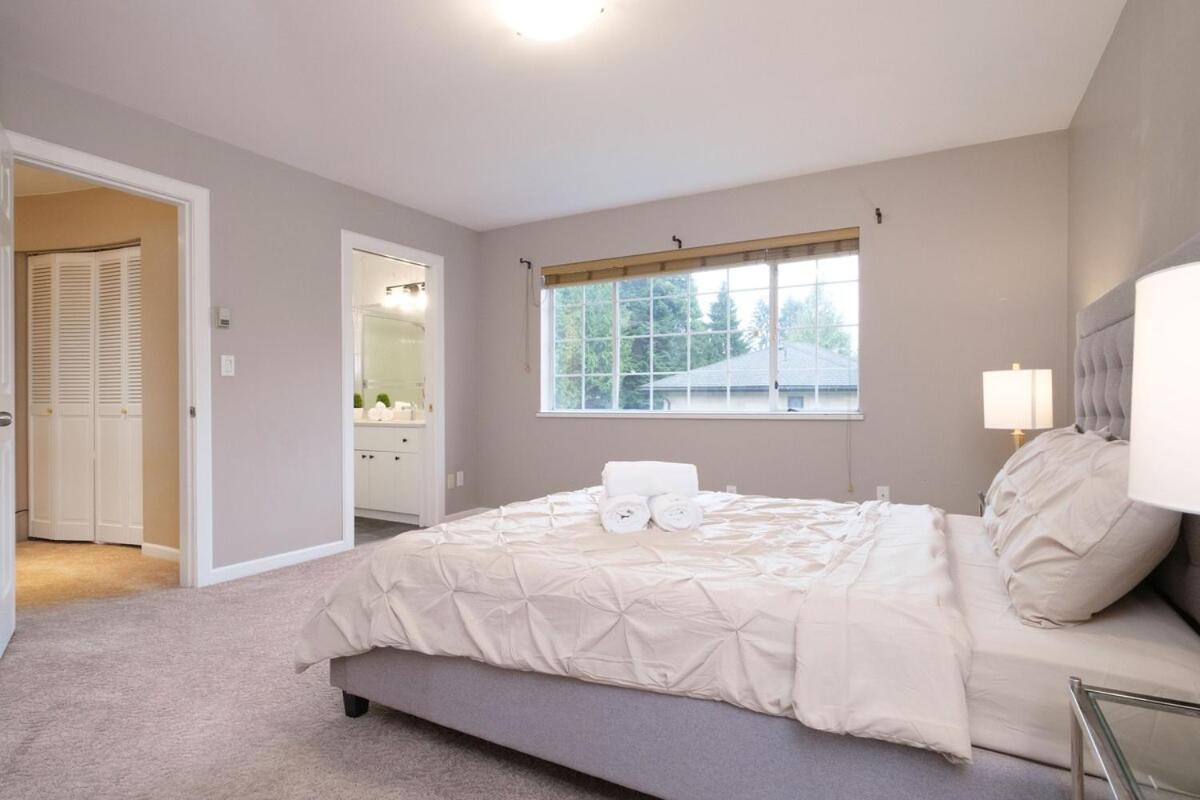 Spacious 4Br W Ensuites Mins To Downtown Yvr Ubc Ванкувър Екстериор снимка