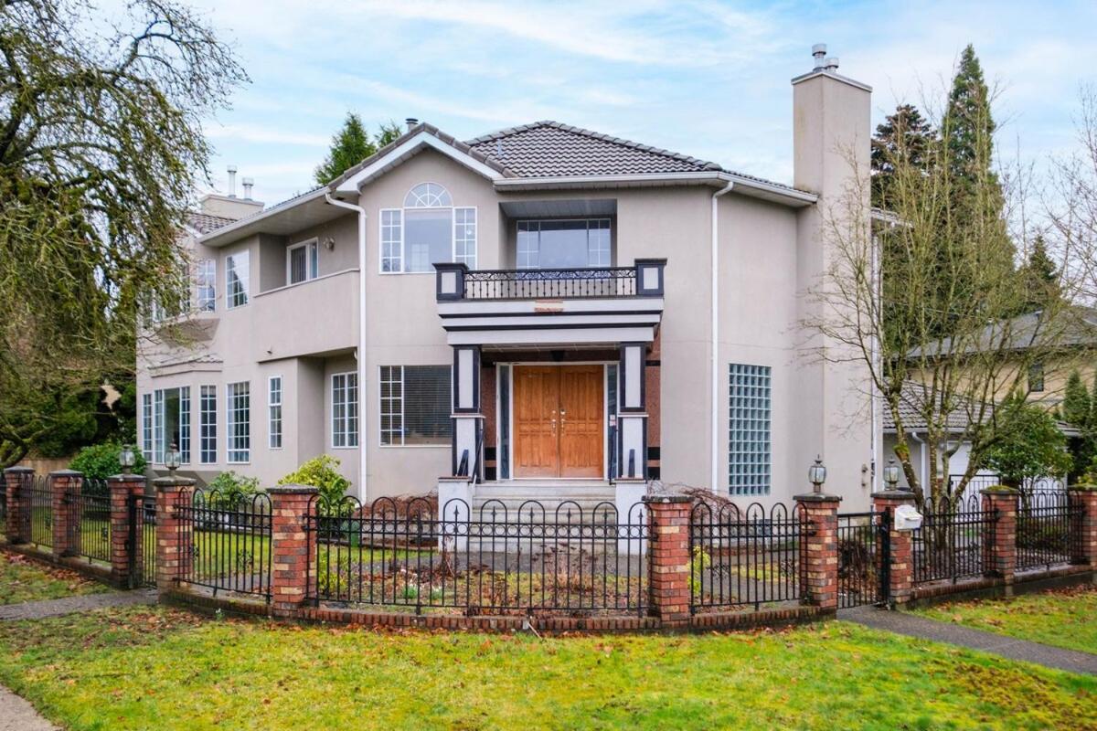 Spacious 4Br W Ensuites Mins To Downtown Yvr Ubc Ванкувър Екстериор снимка