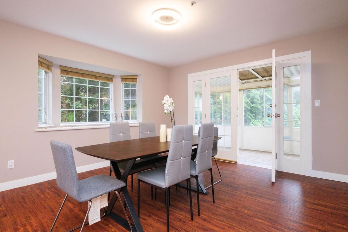 Spacious 4Br W Ensuites Mins To Downtown Yvr Ubc Ванкувър Екстериор снимка
