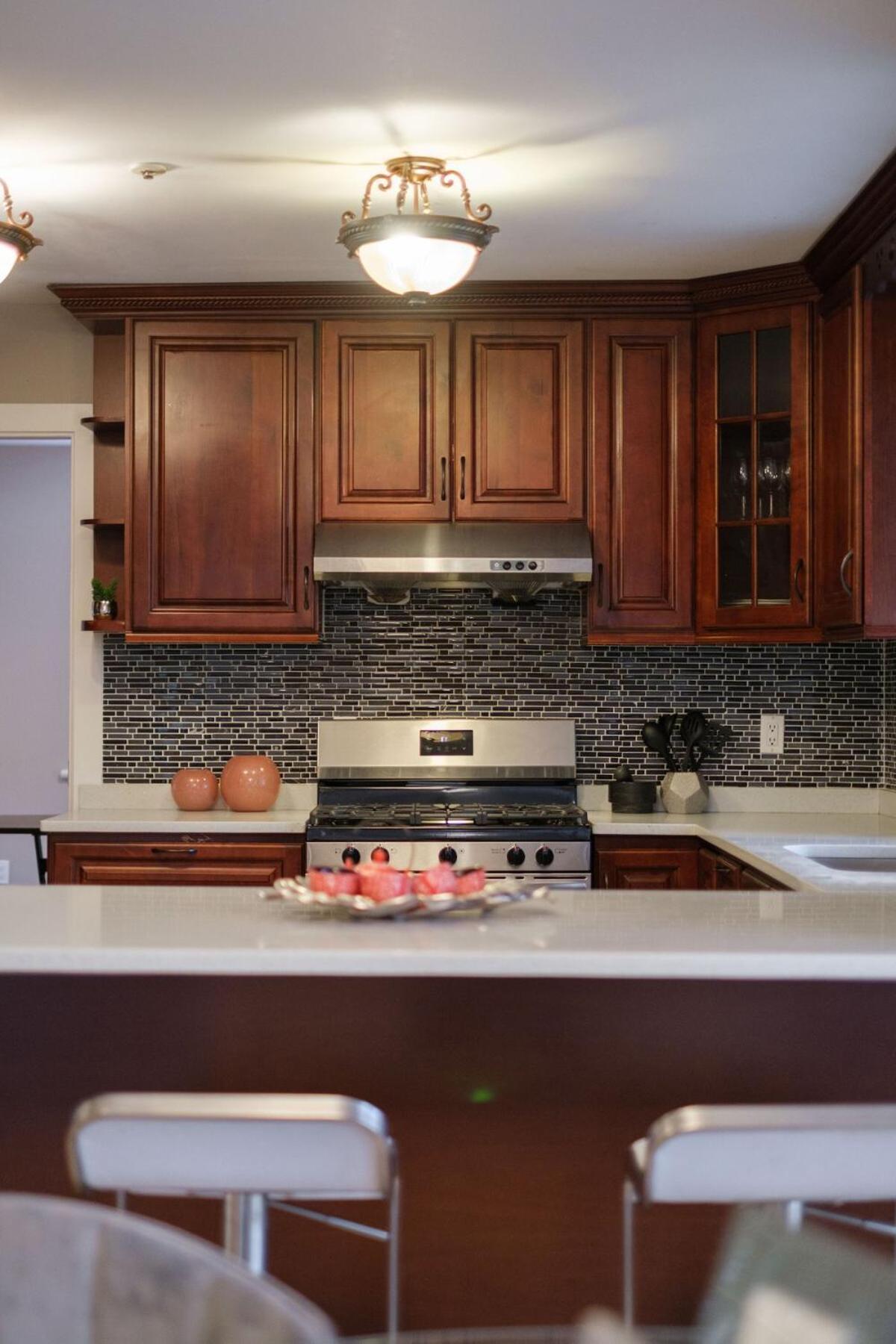 Spacious 4Br W Ensuites Mins To Downtown Yvr Ubc Ванкувър Екстериор снимка