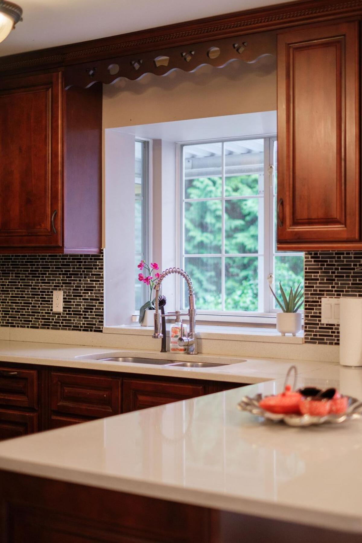 Spacious 4Br W Ensuites Mins To Downtown Yvr Ubc Ванкувър Екстериор снимка